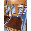 Image 12 : SOLID OAK ROUND TABLE AND FOUR CHAIRS