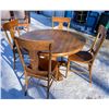 Image 1 : SOLID OAK ROUND TABLE AND FOUR CHAIRS