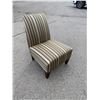 Image 1 : Accent chair