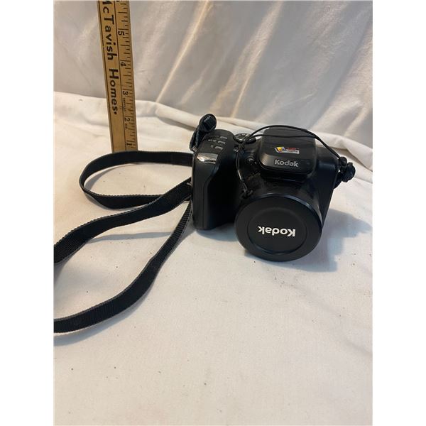 Kodak Easy Share Z712 IS camera