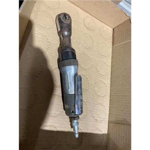 Mastercraft air ratchet