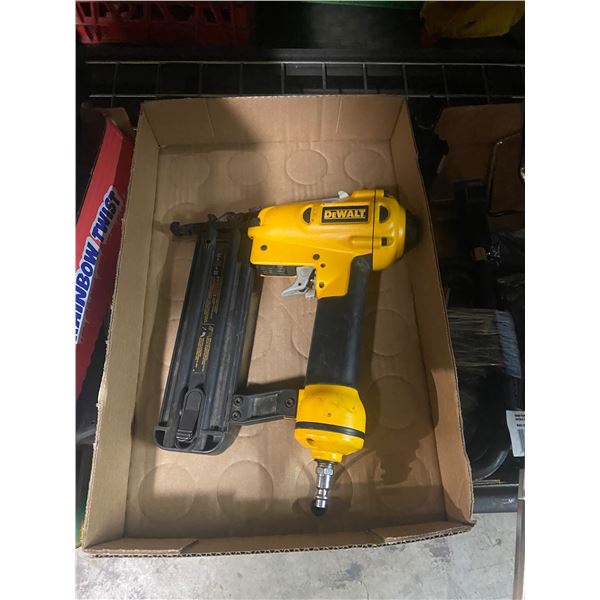 Dewalt brad nailer
