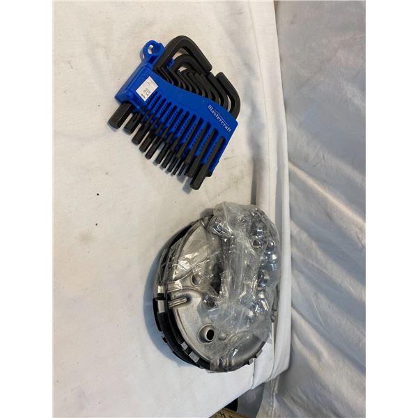 Center caps and Allen keys