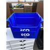 Image 1 : Recycling bins