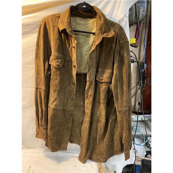 Shirt size not shown