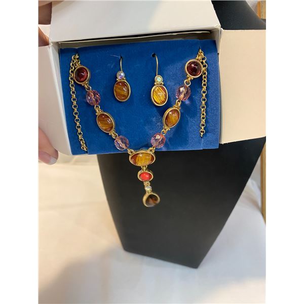 Necklace and earrings