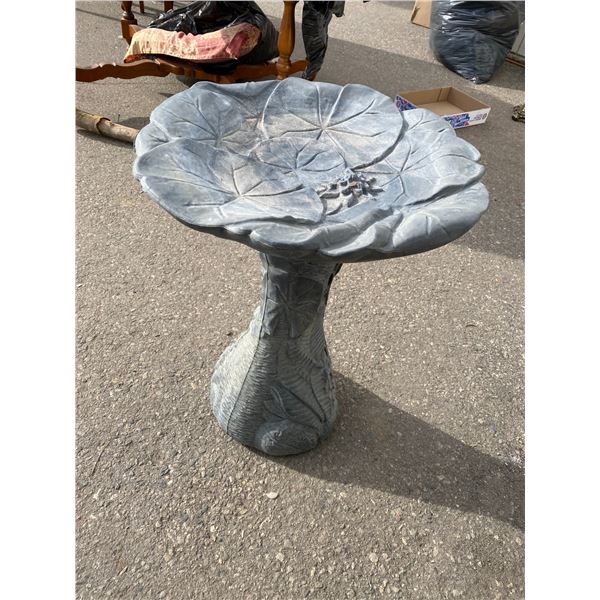 Bird bath