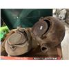 Image 1 : 2 rustic cast iron kettles