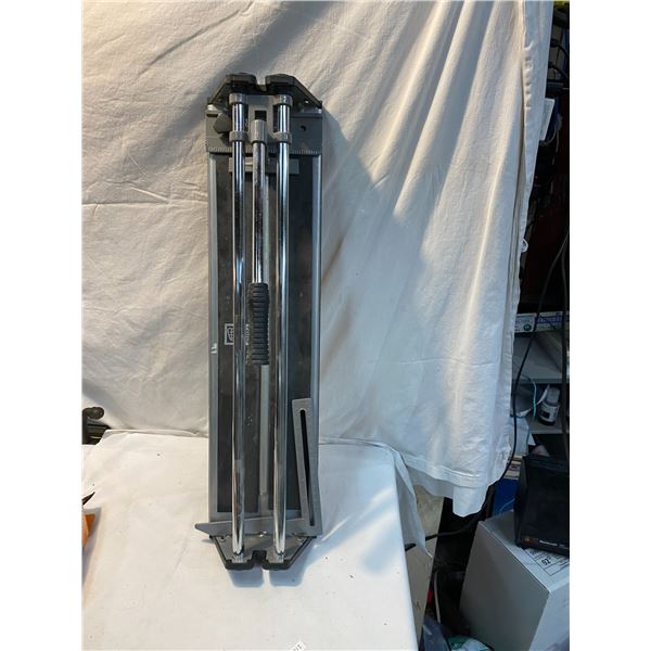 Power fist tile cutter