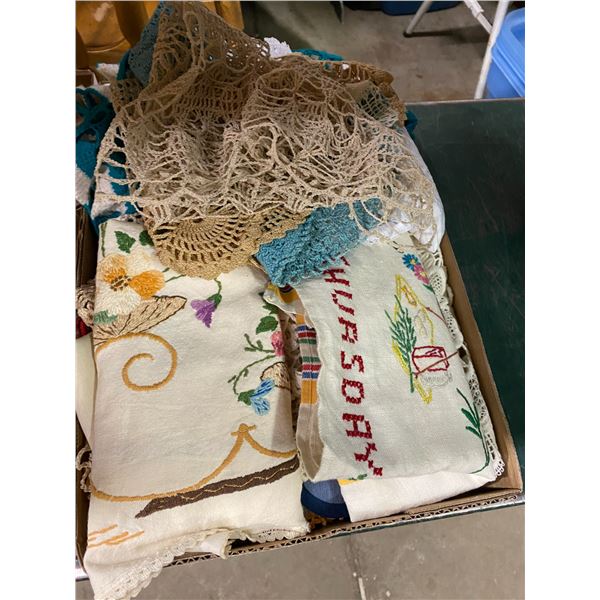 Assorted linnens and lace