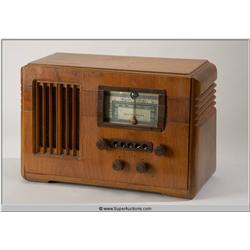 Silvertone Radio