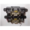 Image 2 : (2) Parker #D1VW020DNYCF 91 Hydraulic Valves