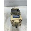 Image 1 : Vickers #CR-10-5GT4L-30-S-JA Hydraulic Motor