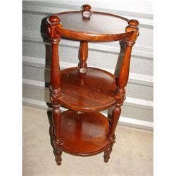 3 Tier Shelf w/Turned Legs