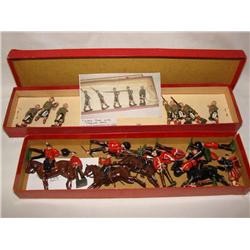 2 Boxes of Metal British Soldiers