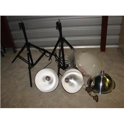 2 SLS-L56 Light Stands w/Lights