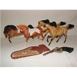 4 Plastic Horses, Hubley Cap Gun & Holster