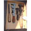Image 1 : 4 Old Tools