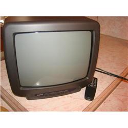 Sanyo 13" TV with Remote!
