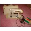Image 1 : Singer Sewing Machine w/Attachments