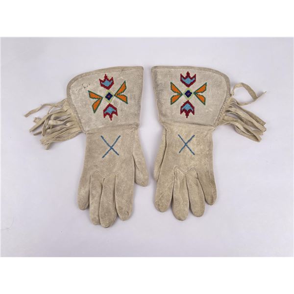 Montana Blackfoot Indian Beaded Gauntlets