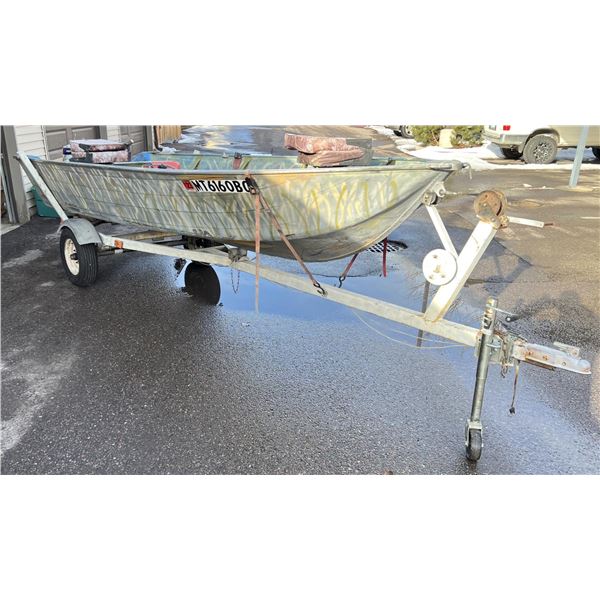 16ft Smoker Craft Aluminum Boat and Motor