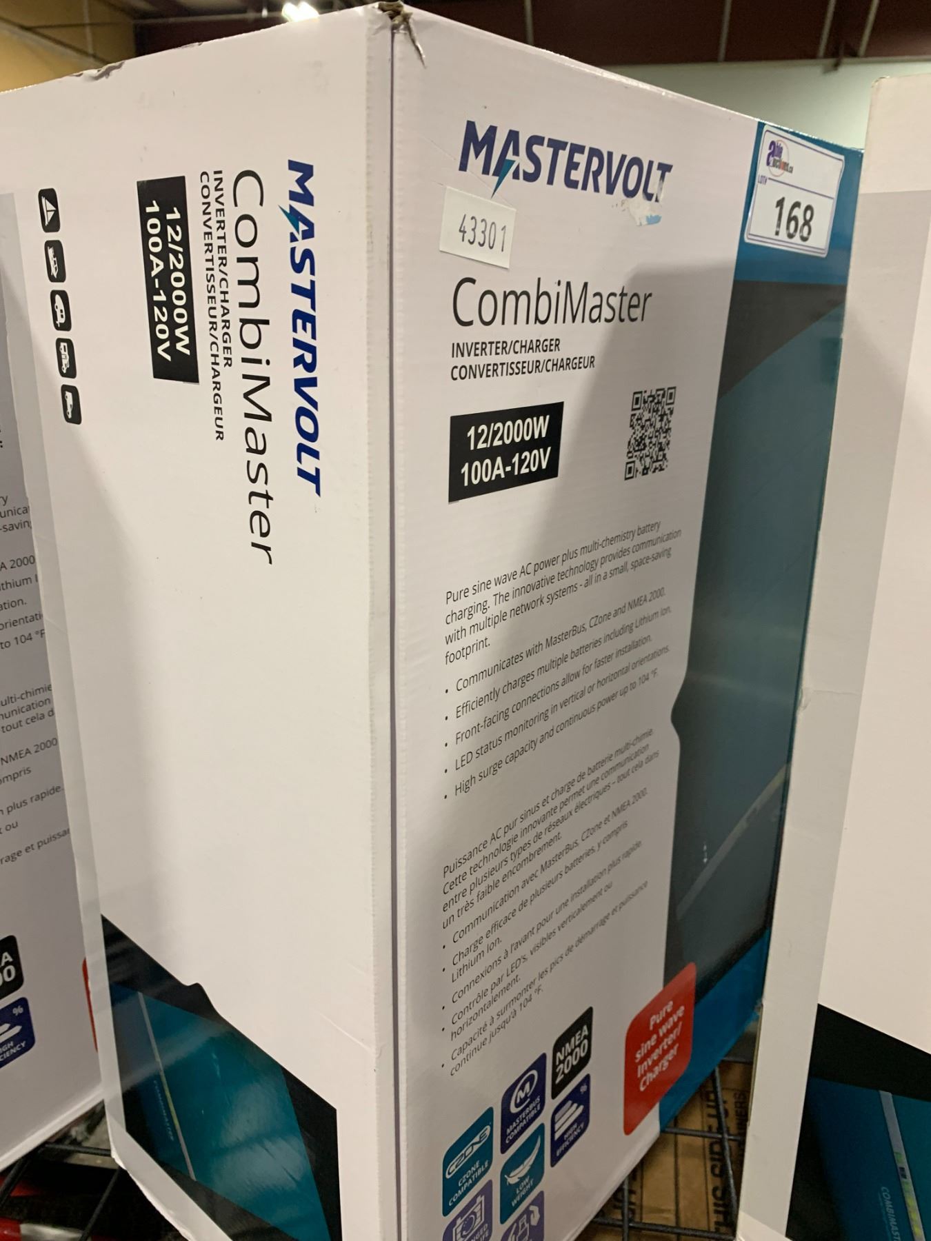 MASTERVOLT 12/2000W 100A-120V COMBIMASTER INVERTER/ CHARGER
