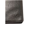 Image 5 : Louis Vuitton Gray Taiga Leather Travel Wallet