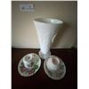 Image 2 : Fine Bone China Made in England 5 tea cups & Saucersand Vase