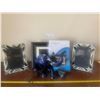 Image 1 : Blue Glass Elephant with Digital Picture Frame and decorative frames