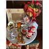 Image 2 : Decorative Christmas Items and Records for the Holidays