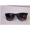 Image 2 : (3) Pairs of Men's Sunglasses