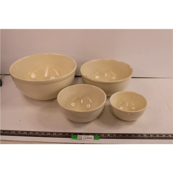 (4) Glass Mixing Bowls