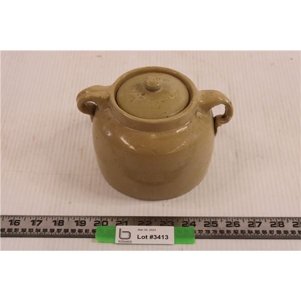 Medalta Stoneware Bean Pot