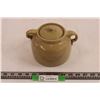 Image 1 : Medalta Stoneware Bean Pot