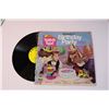 Image 2 : (5) Assorted Vinyl Kids Records - Disney, Holiday (Birthday Party Record is Missing Back Cover, Pino