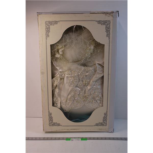 Vintage 1980s Wedding Dress in Box (Box is Dirty)