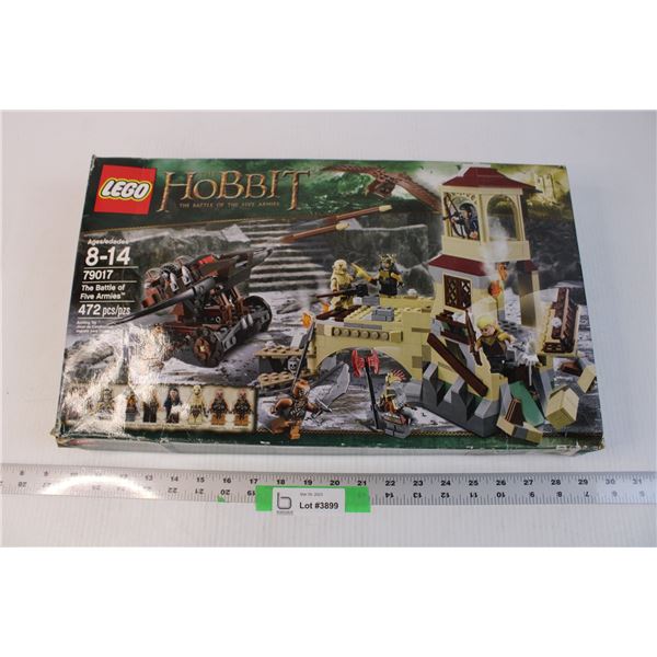 LEGO The Hobbit The Battle of Five Armies 472 PC Set (Box is Damaged, Did Not Count Number of Pieces