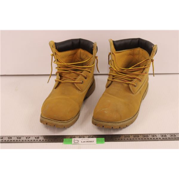 Canadiana Size 12 Work Boots