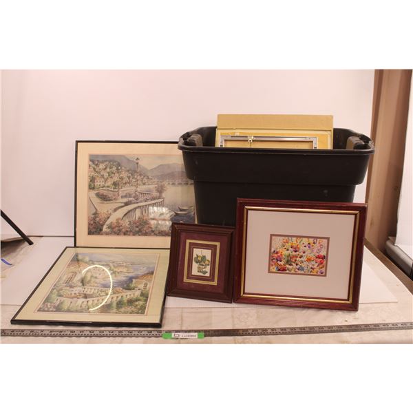 *Tote with (7) Picture Frames