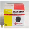 Image 1 : 6 - 14 VDC STROBE LIGHT