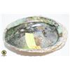 Image 1 : LARGE ABALONE ACCENT BOWL ÿ