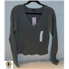 Image 1 : NEW WITH TAGS WILD FABLE LONG SLEEVE SWEATER (L)