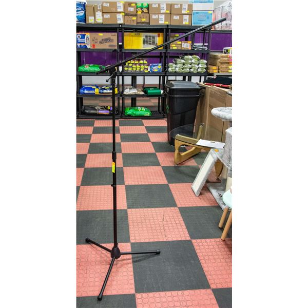 TRIPOD MICROPHONE STAND