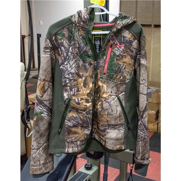 SIZE LARGE UNDER ARMOR FLEECE LINED CAMO JACKET