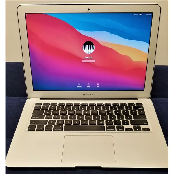 13" APPLE MACBOOK AIR INTEL i7/8 GB/256GB SSD/BIG