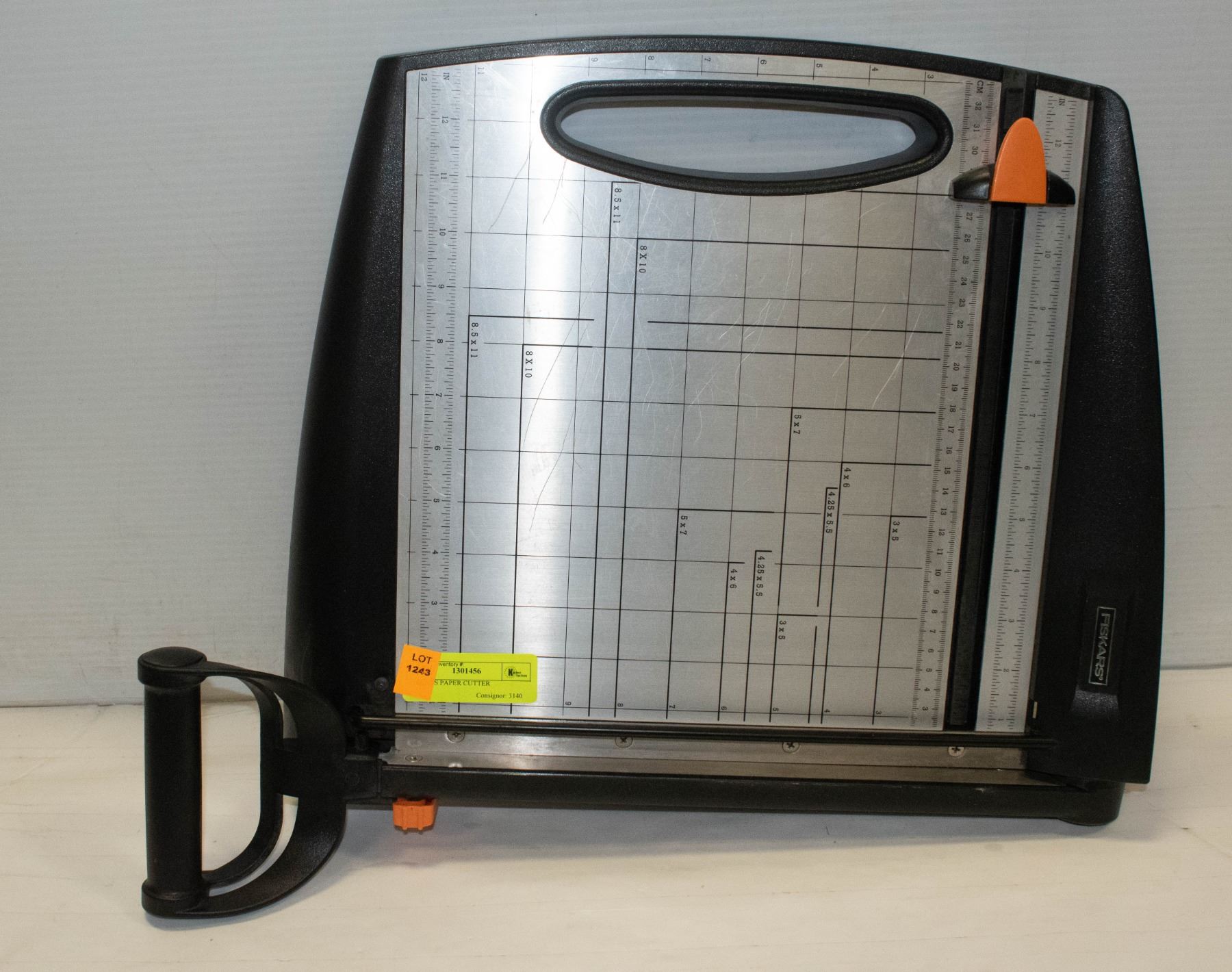 Fiskars Design Cutter FISKARS PAPER CUTTER