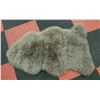 Image 1 : GENUINE SHEEPSKIN RUG 43" LONG