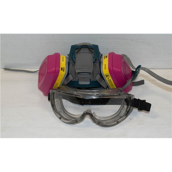 3M HALF FACE RESPIRATOR WITH CARTRIDGES PLUS