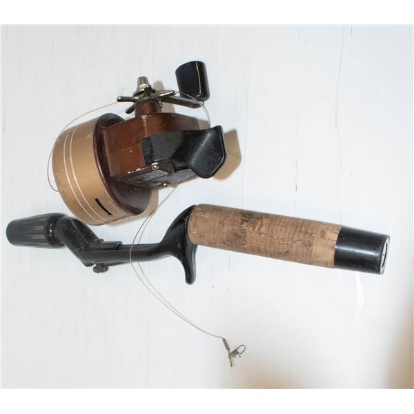 VINTAGE FORESTER NO.52 FISHING REEL